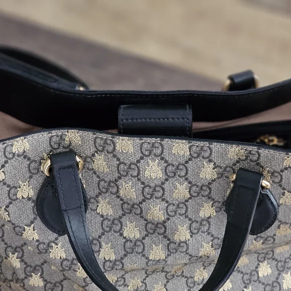 Gucci Ophidia GG Supreme Bee Print Small Tote Bag - Picture 3 of 10
